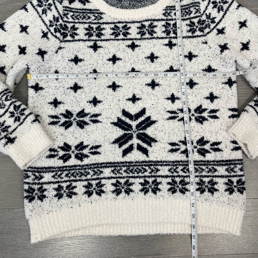 Barefoot Dreams Cozychic Seaside Crew Neck Pullover Sweater Nordic Fair Isle M - Picture 11 of 11